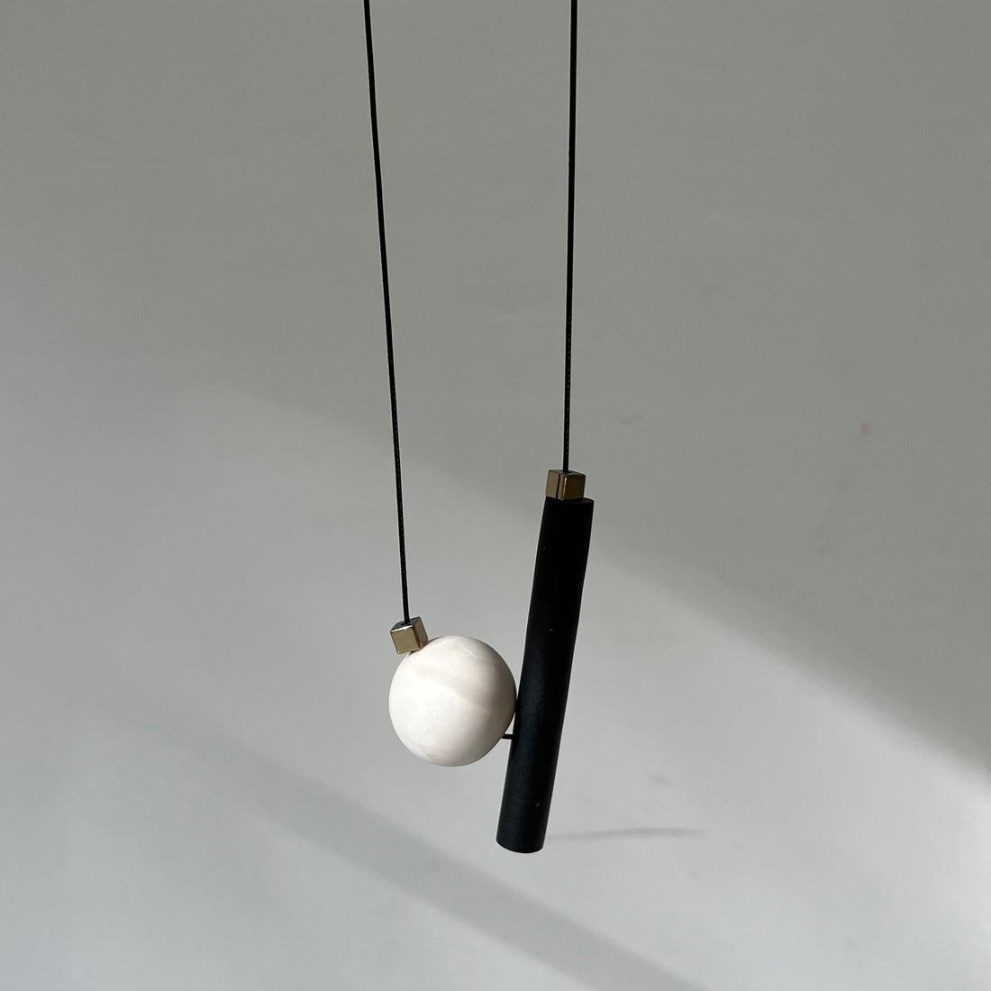 Modern Necklace - Io_Nr4