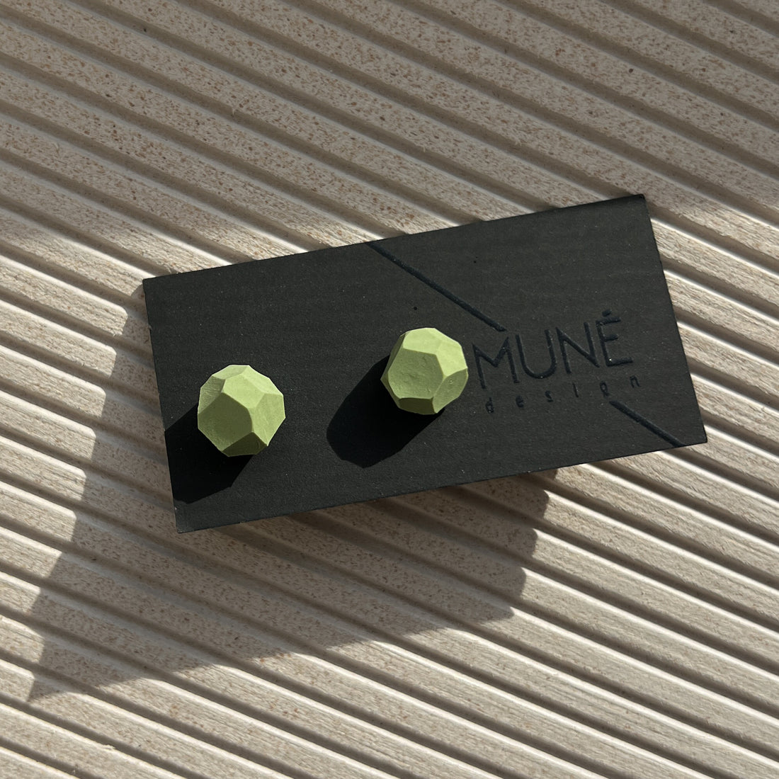 Stud earrings | K_spring green