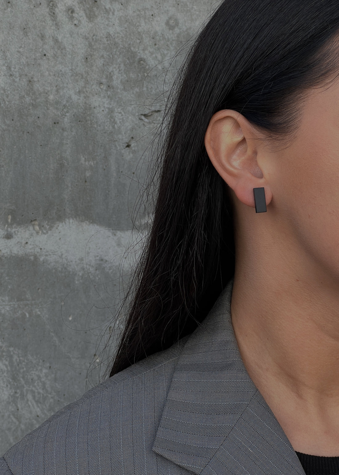 Stud Earrings - Bricks (Black)