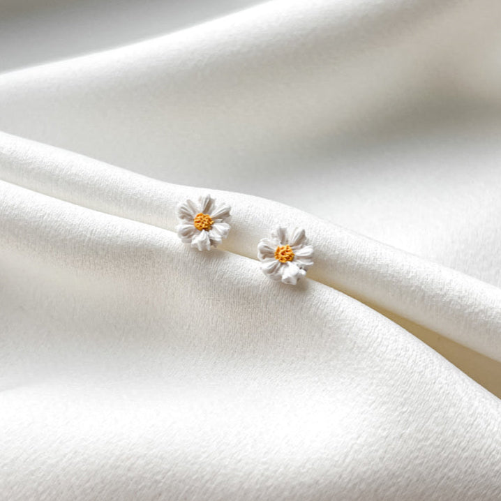 PRE_ORDER Išsiuntimas gegužės 12d Stud earrings | Daisies_small