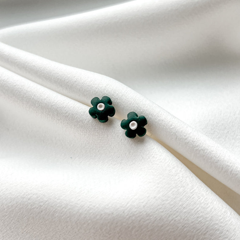 Stud Earrings - Little Flowers_green