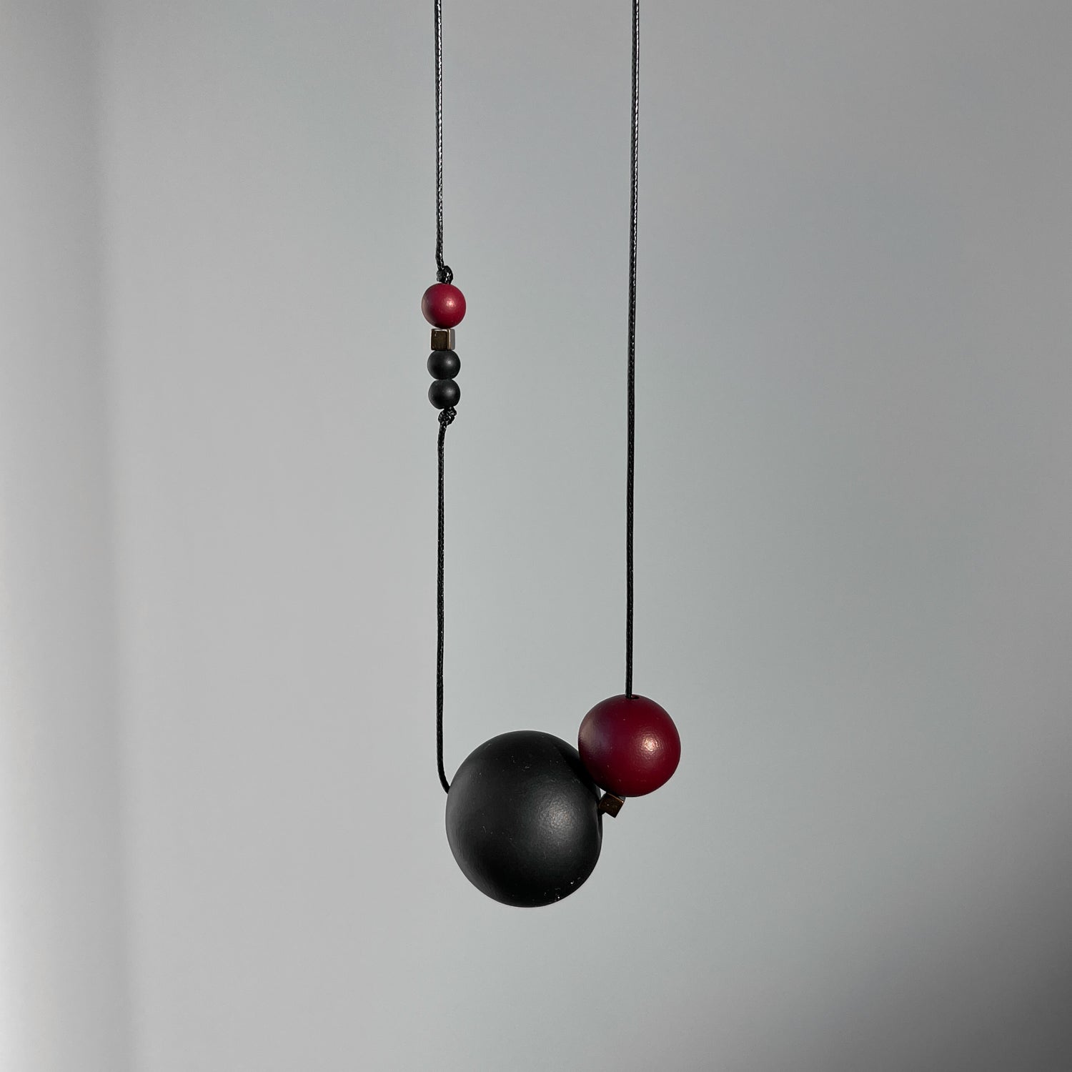 Modernus kaklo papuošalas - Simply N2 -