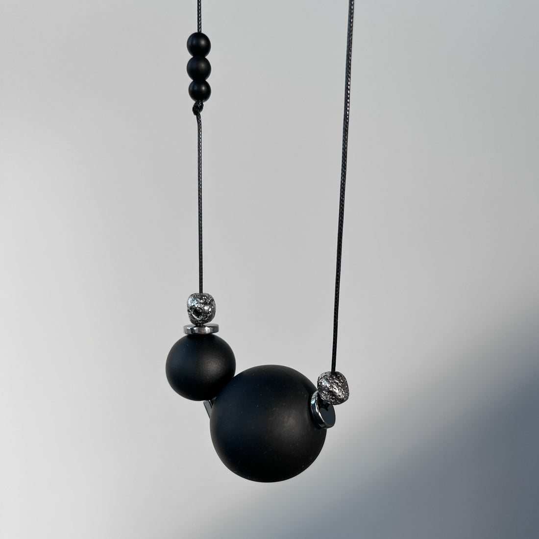 Modernus kaklo papuošalas - Simply N2 -