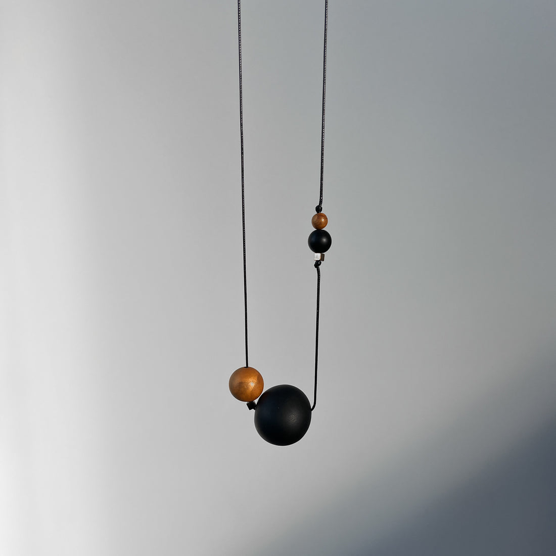 Modernus kaklo papuošalas - Simply N2 -