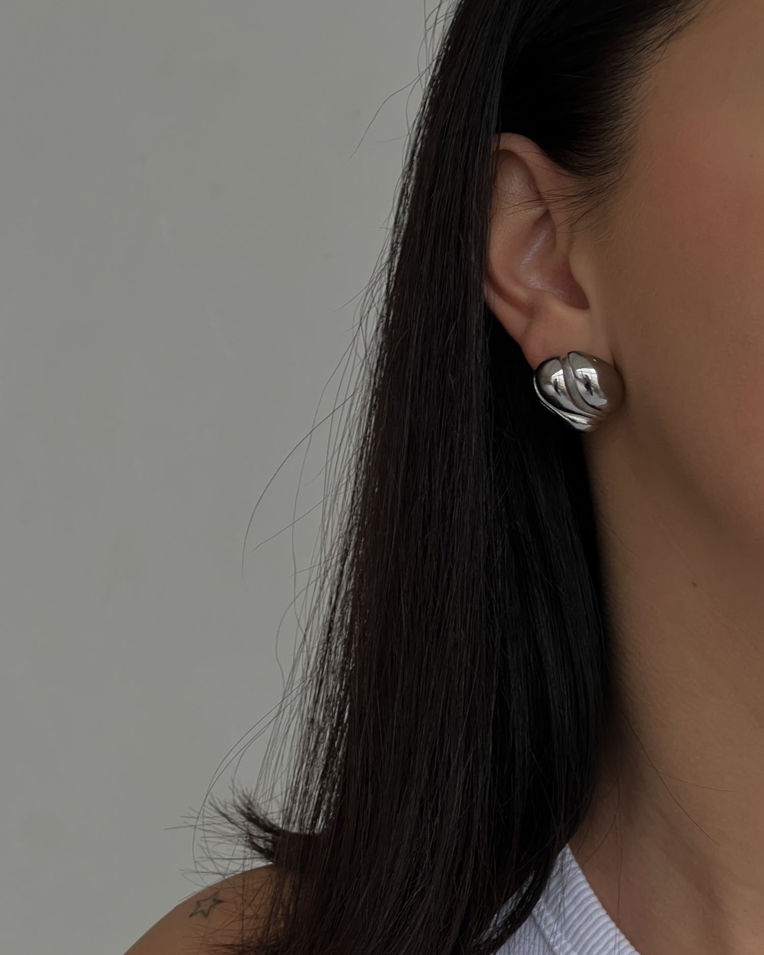 Stainless steel vintage style studs