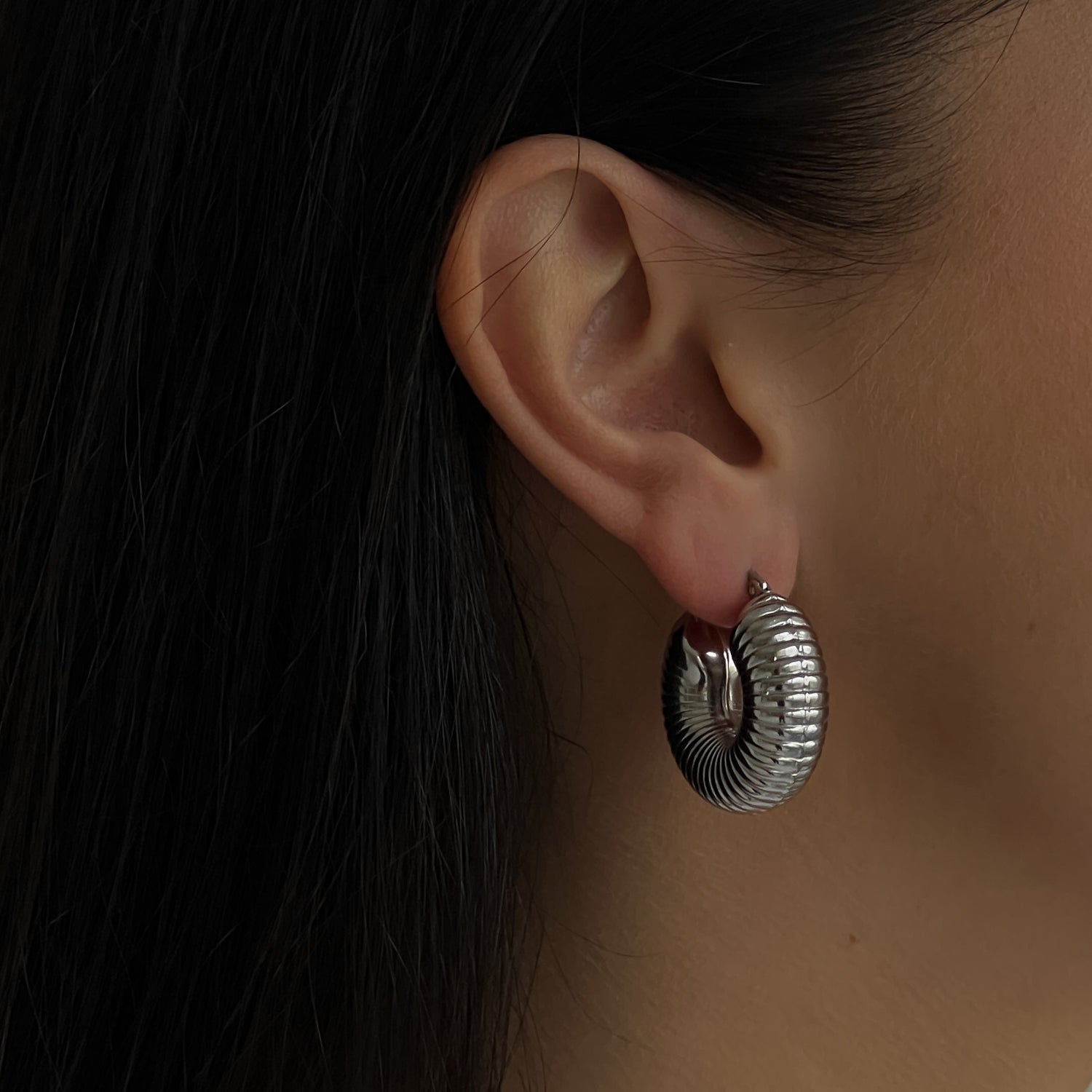 Lightweight hollow hoops