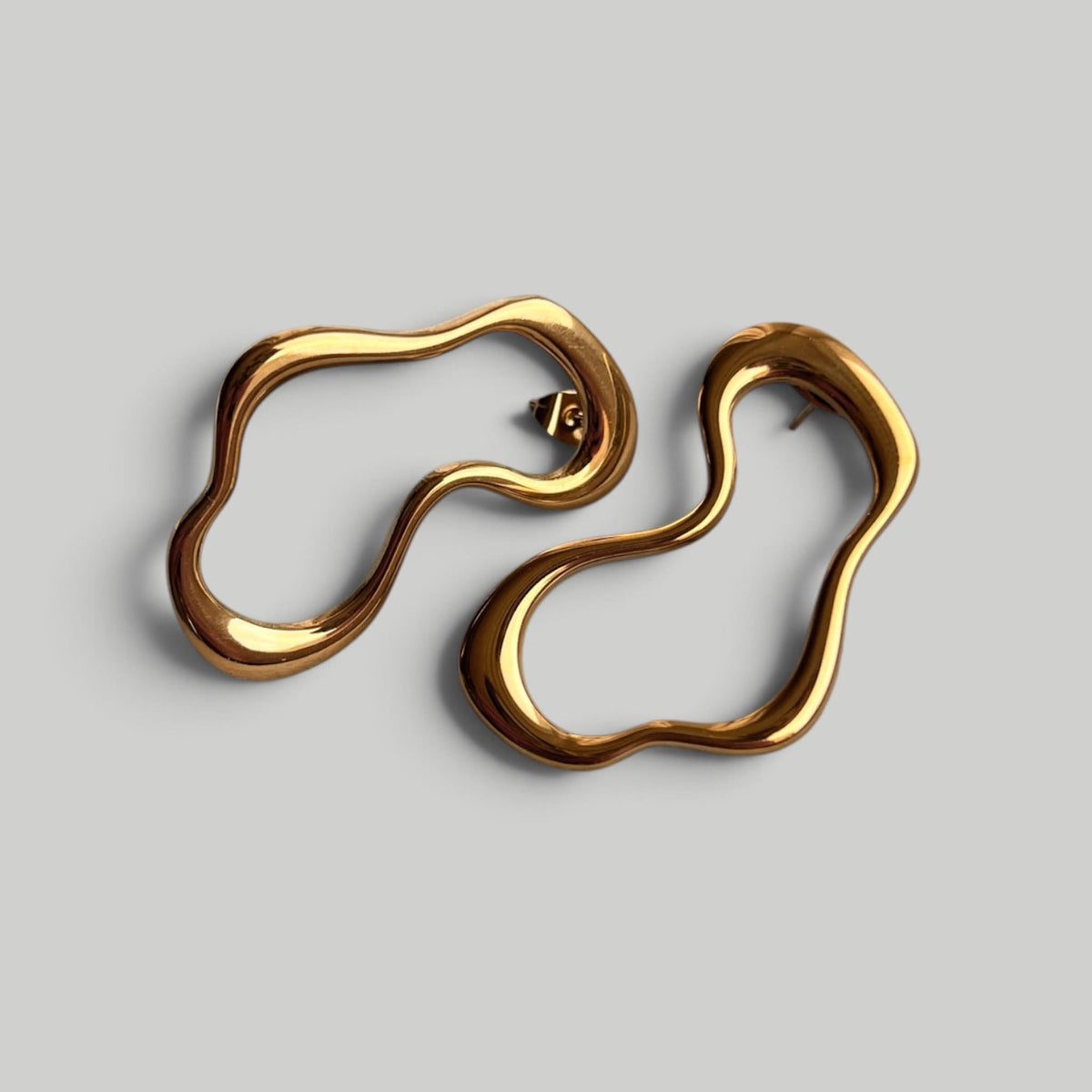 Auskarai „Golden Outline“ - MUNÉ