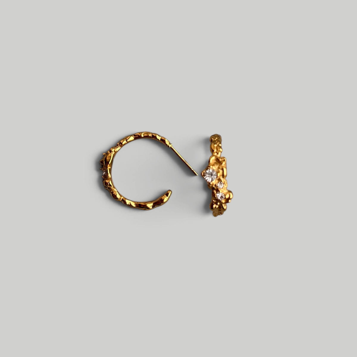 Auskarai „Golden Spark Hoops“ - MUNÉ