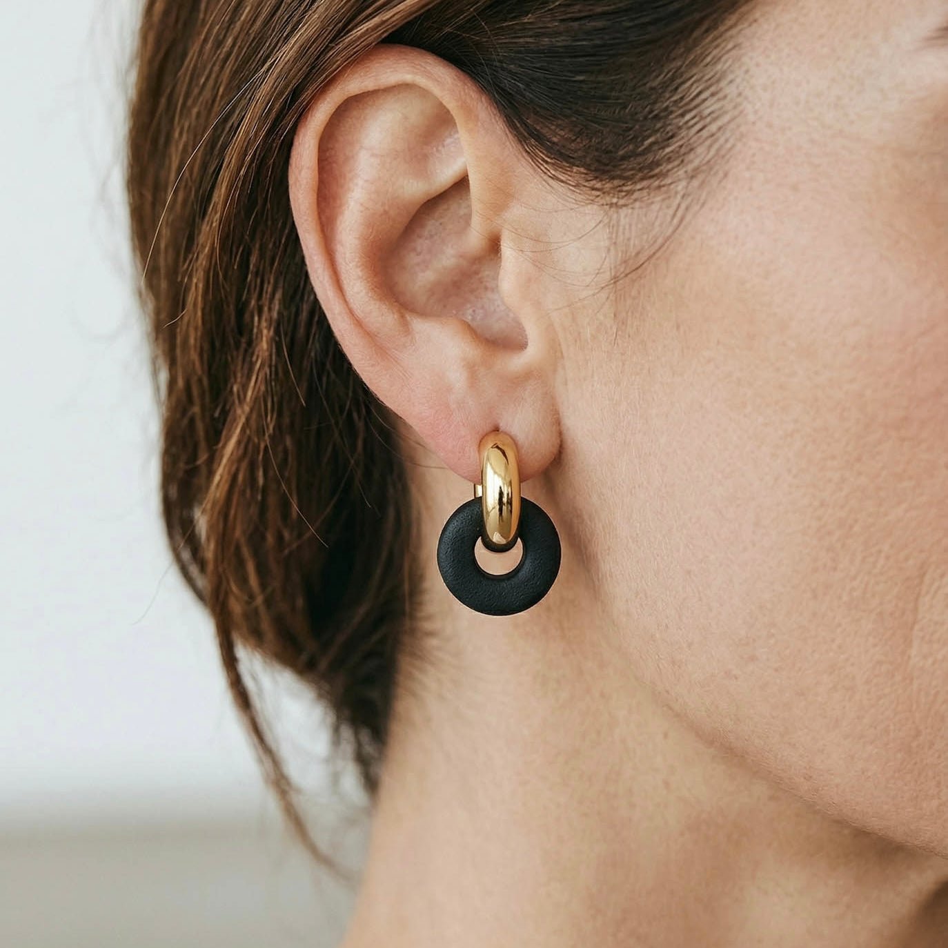 Mix and match | Nerūdijančio plieno auskarai - rinkutės su pakabukais - MUNÉ