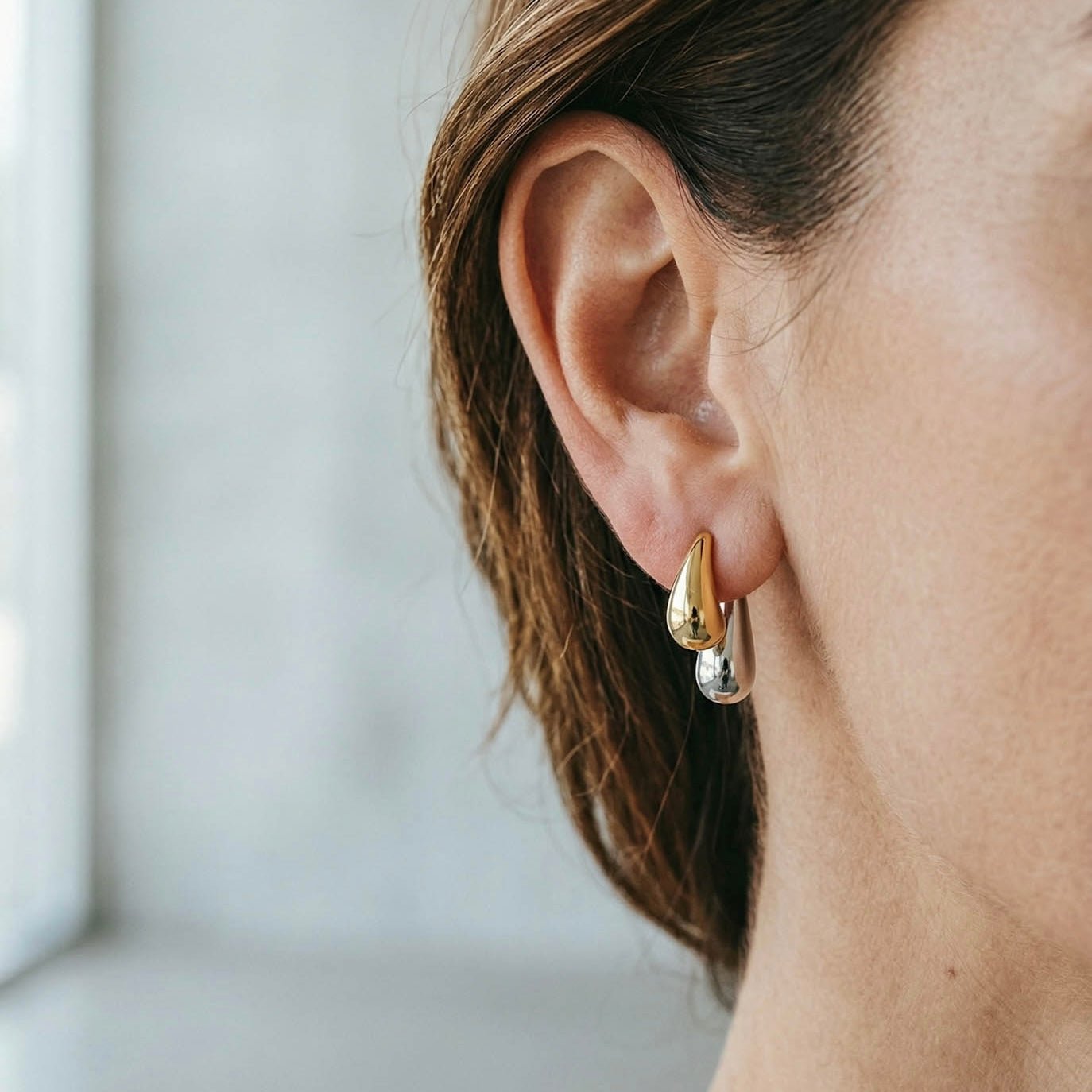 Nerūdijančio plieno dvispalviai auskarai - MUNÉ