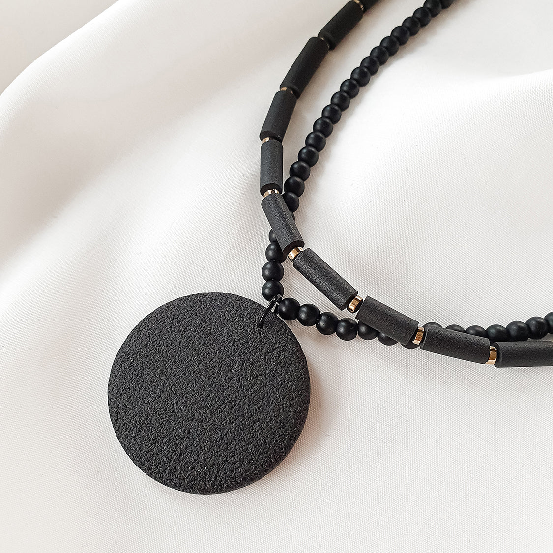 Necklace set - Black moon