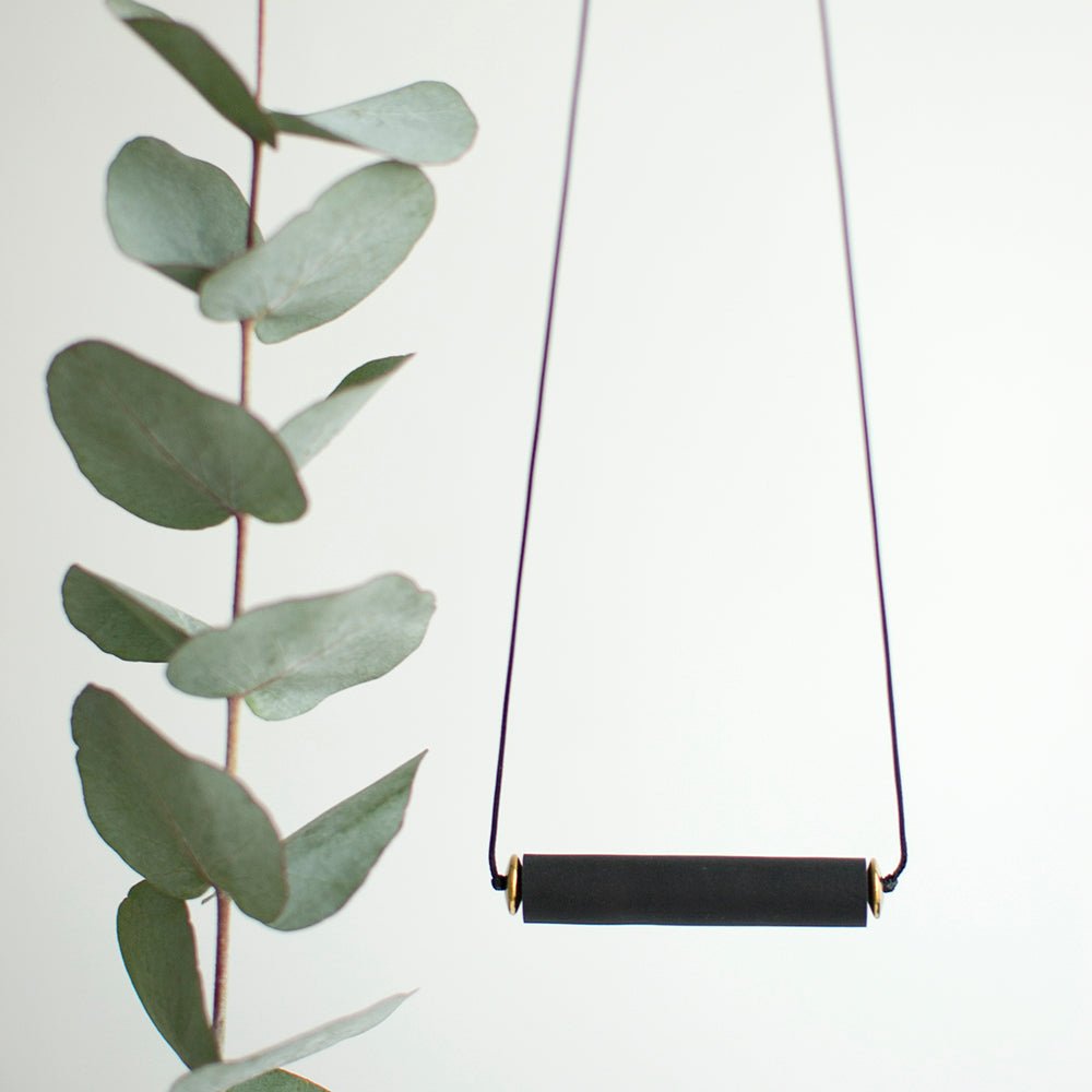Minimalistinis modernus kaklo papuošalas _Simply N2 - MUNÉ