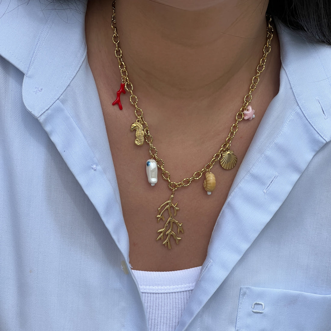 Chain necklace with summery pendants
