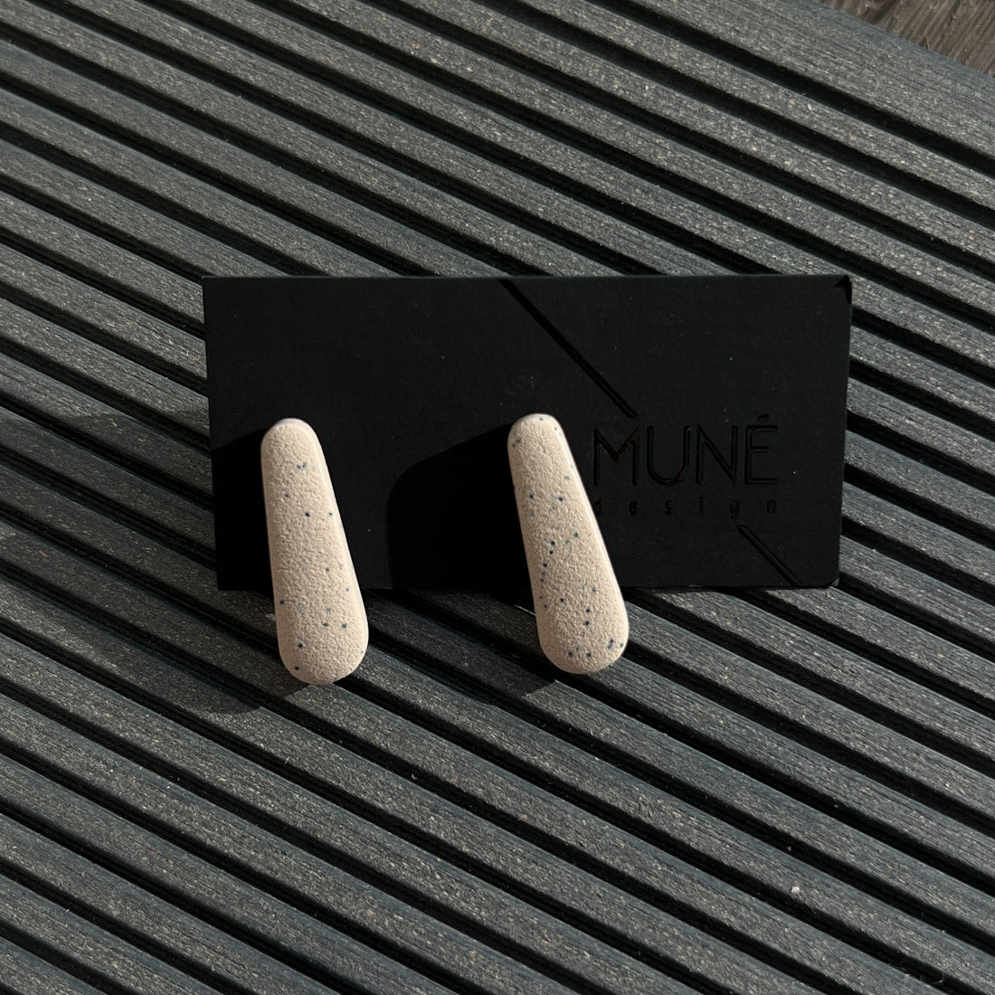 Stud earrings | Drops_sand