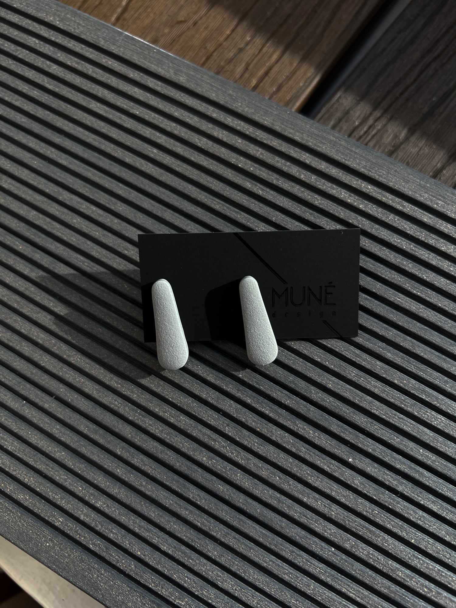 Stud earrings | Drops_grey