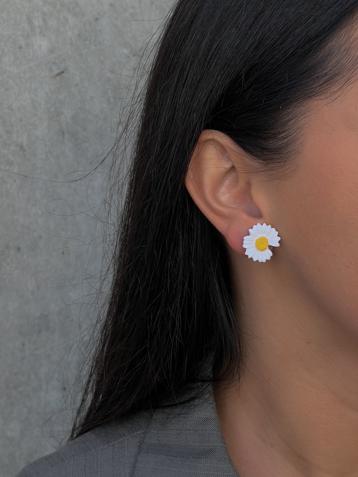 Stud earrings | Daisies_midi