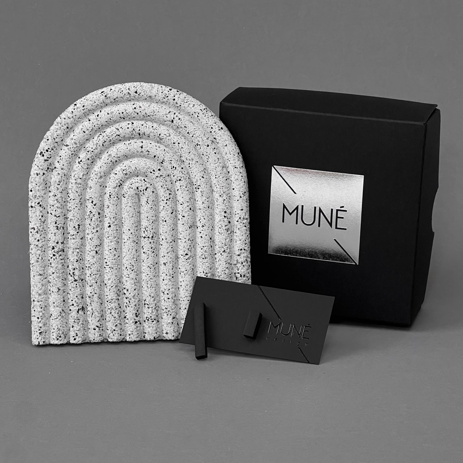 Rinkinys: auskarai - PSK_ma_black ir padėkliukas_white