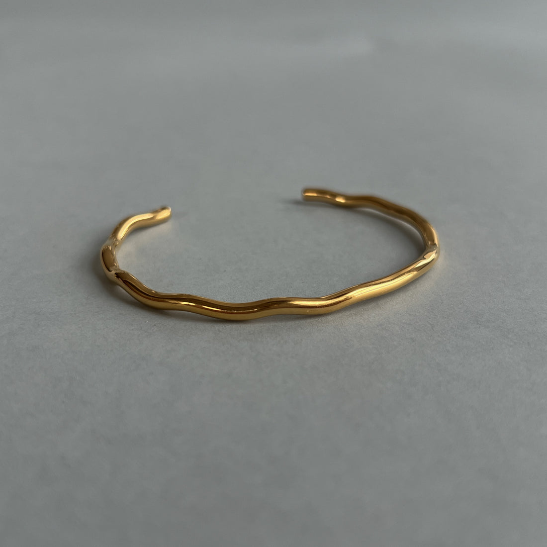 Modern minimalistic bracelet