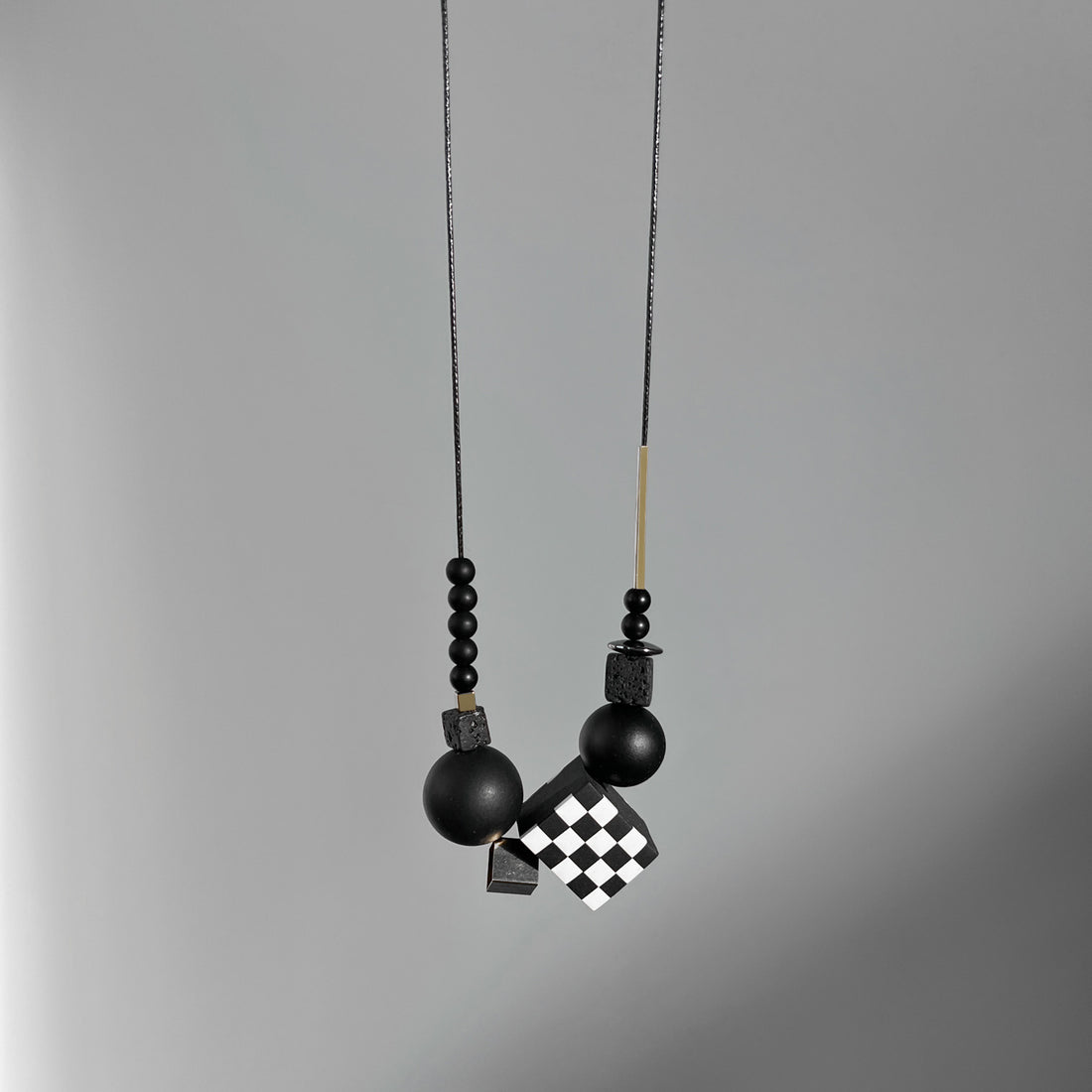 Modernus kaklo papuošalas - Simply N2 -