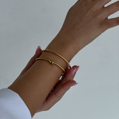 Modern minimalistic bracelet