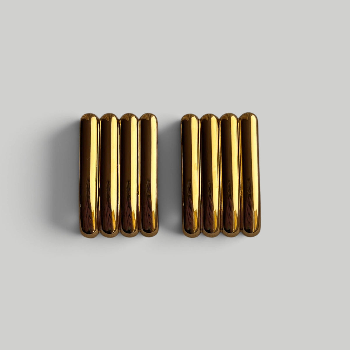 Auskarai „Golden Fluted Panels“ - MUNÉ