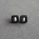 Auskarai "Noir Pearl Squares" - MUNÉ