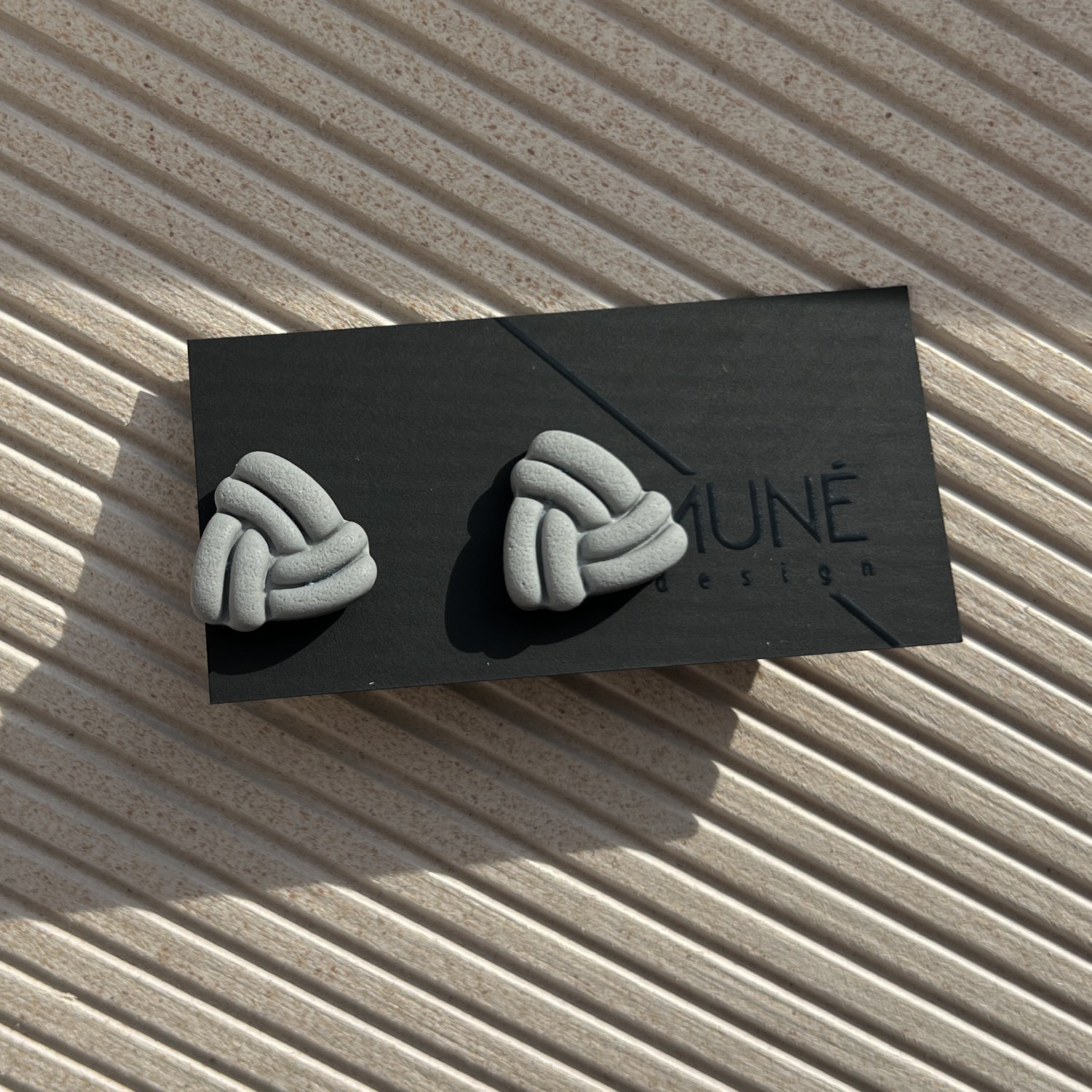 Auskarai | Sea shell_grey - MUNÉ
