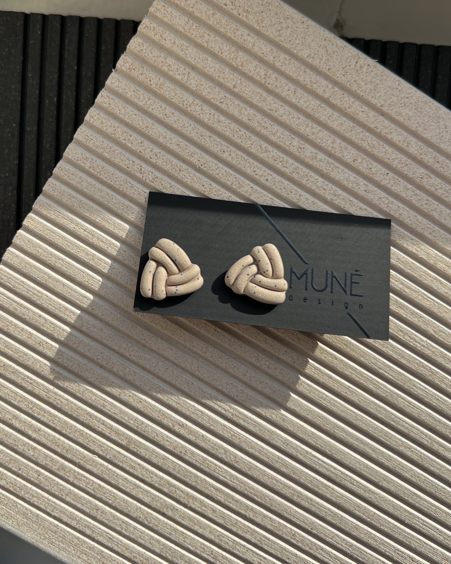 Auskarai | Sea shell_sand - MUNÉ