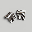 Auskarai „Silver Folds“ - MUNÉ