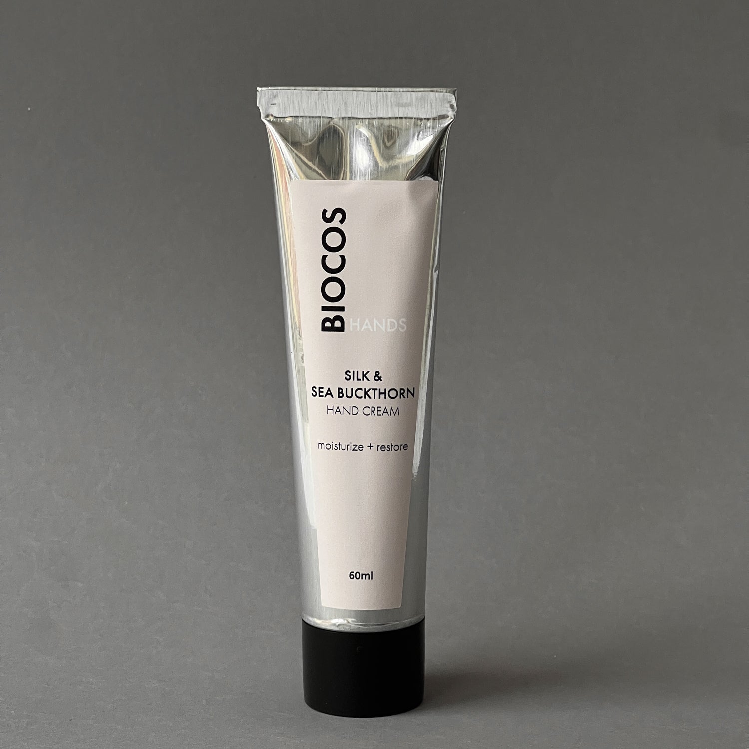 Drėkinamasis rankų kremas SILK & SEA BUCKTHORN - MUNÉ