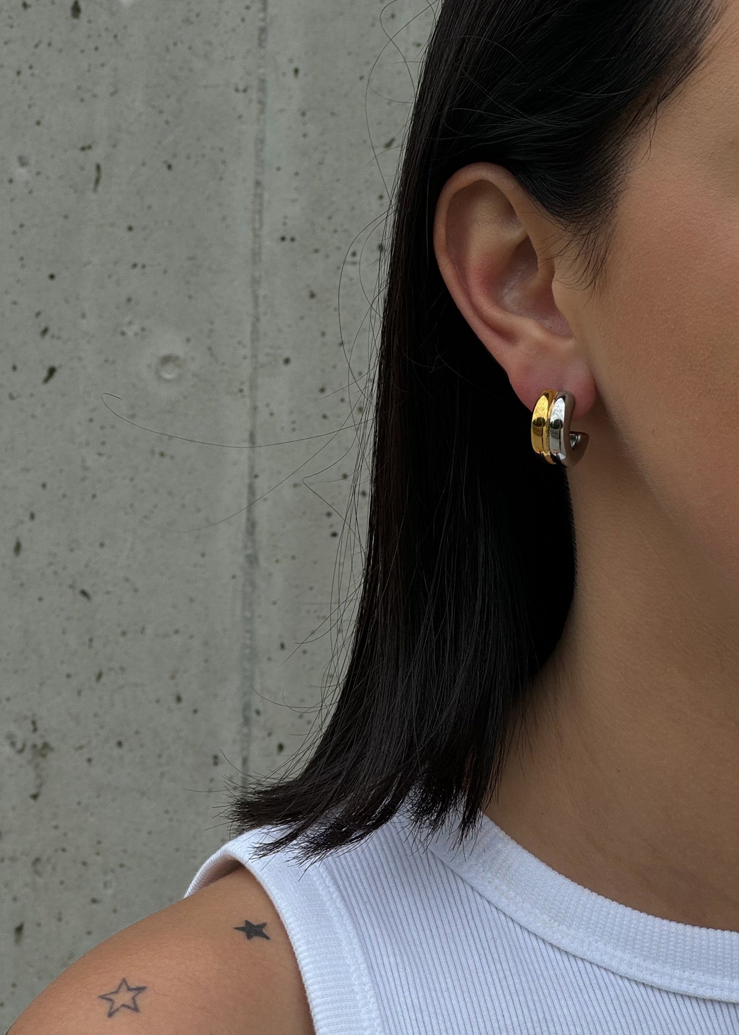 Two colours double stud earrings