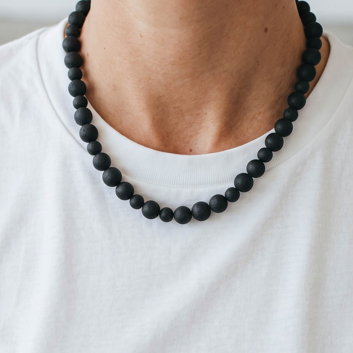 Kaklo papuošalas "Black balance" - MUNÉ