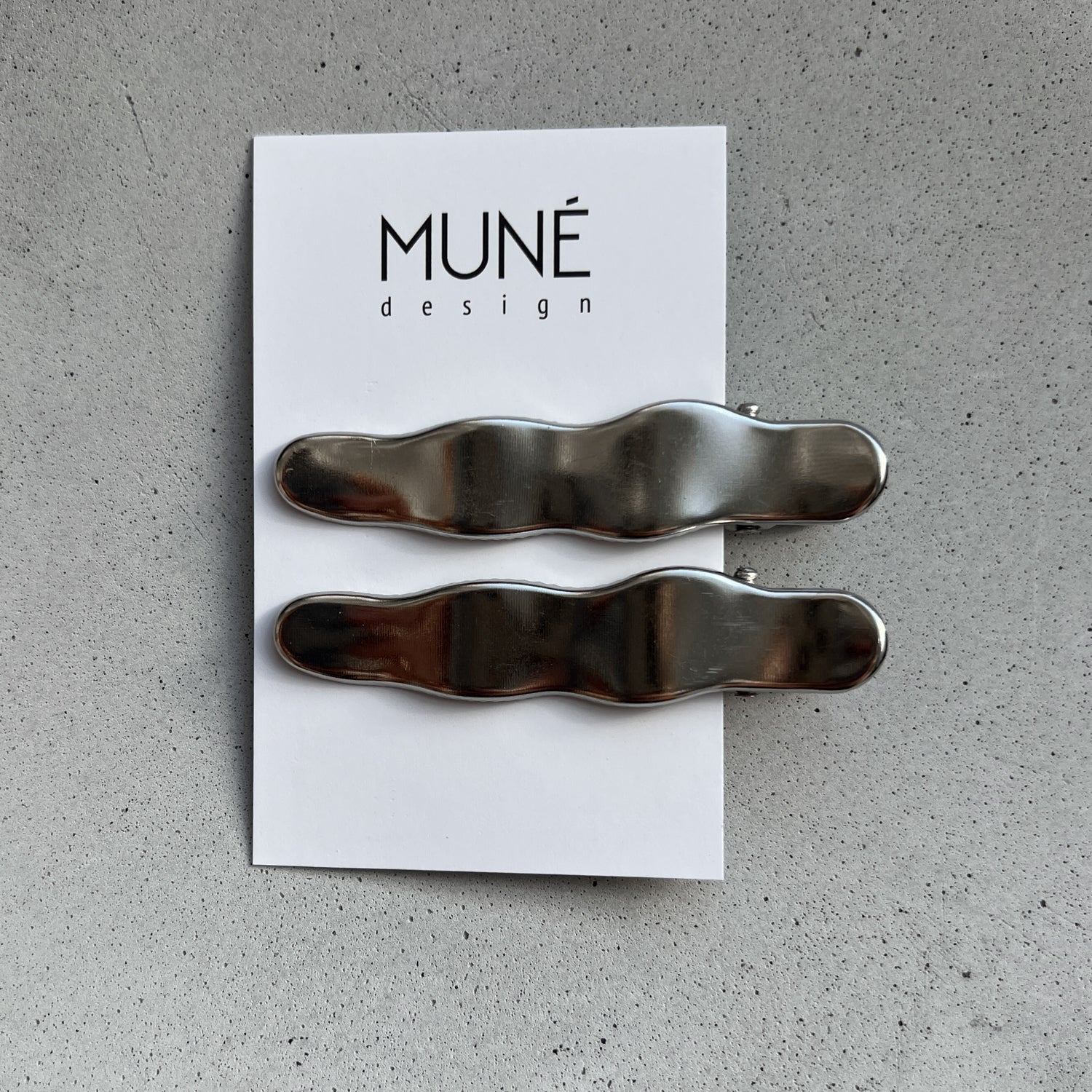 Metalinių plaukų segtukų pora - MUNÉ