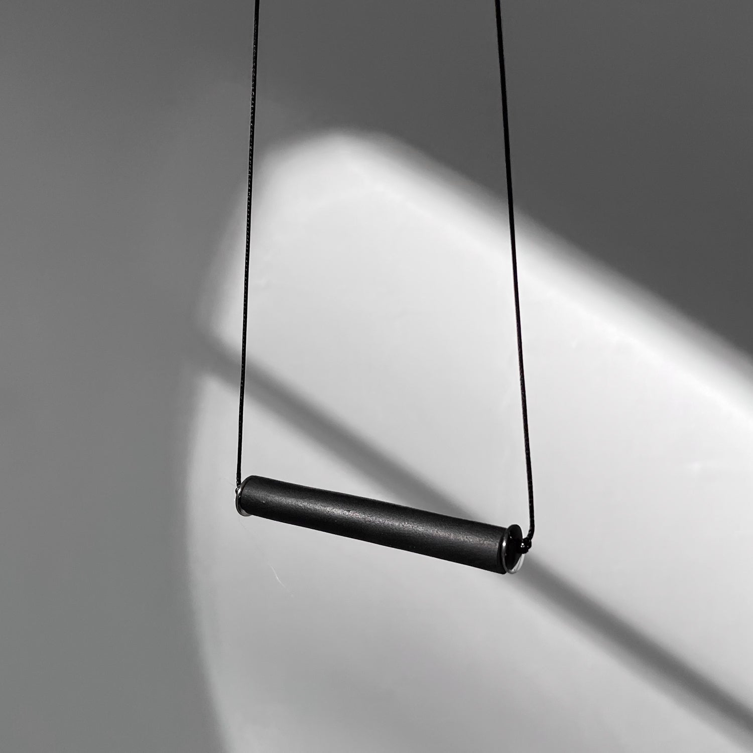 Minimalistinis modernus kaklo papuošalas _Simply N2 - MUNÉ