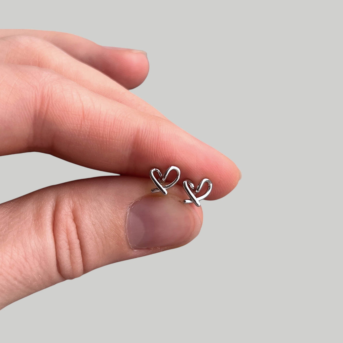 Užsukami auskarai "Heartline_silver" - MUNÉ