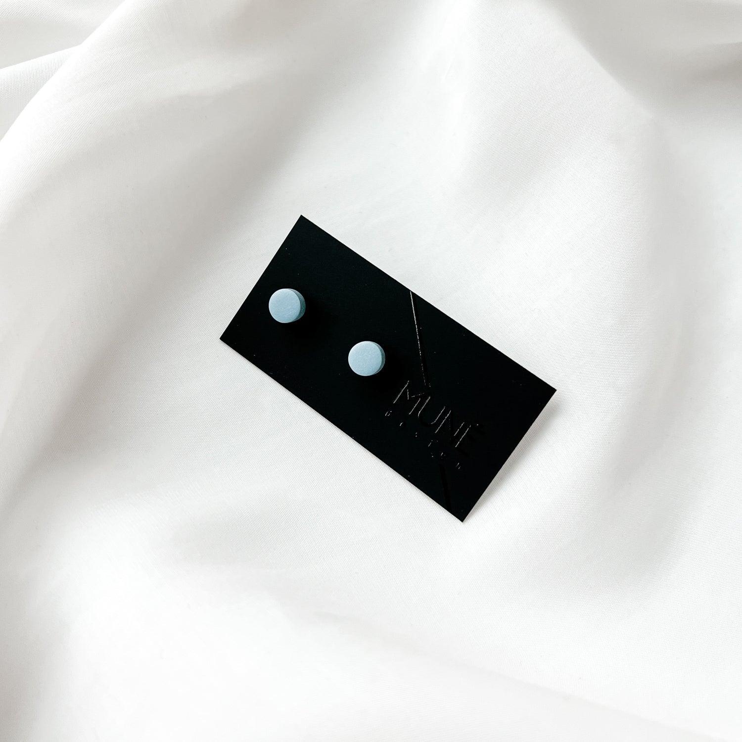 Rinkinys: natūralus lūpų balzamas ir auskarai Little_joy - MUNÉ